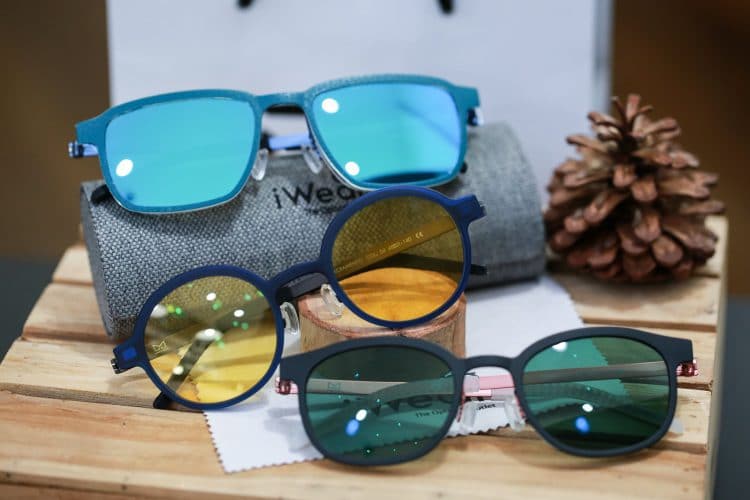 ร้านแว่นตา iWear กรอบแว่น snap on morpheye