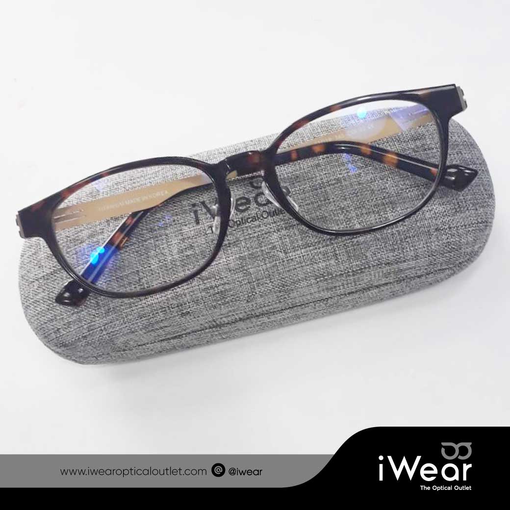แว่นสายตา เลนส์โปรเกรสซีพ รุ่น PIatinum Premium 1.56